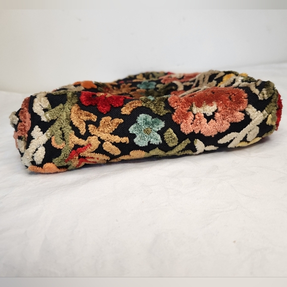 John Wind Chenille Purse - Picture 5 of 12